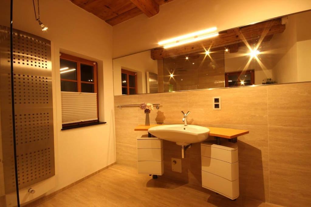 Komfort-Ferienwohnung "Zur Schmiedebruecke" Großschönau Extérieur photo